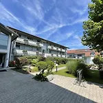 Alpenpanorama Mit Hallenbad アパート オーバーアウドルフ